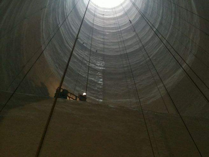 煙囪內(nèi)壁防腐