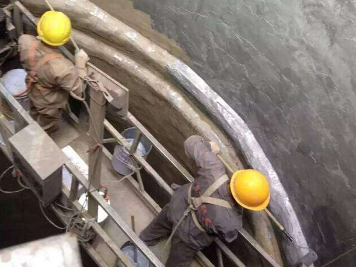 煙囪內(nèi)壁防腐